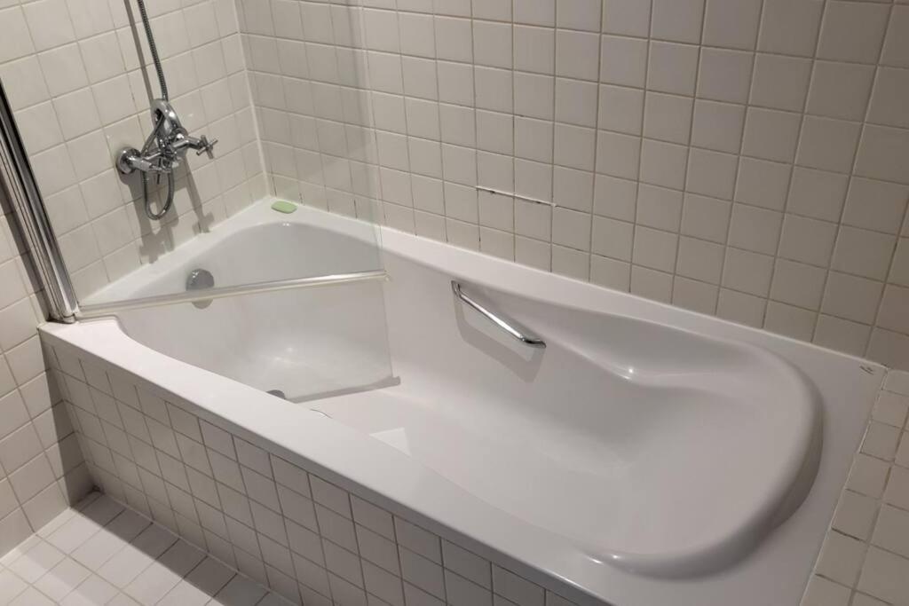 Dubai Marina 1 Bedroom Apt. Walking Distance Jbr. Kültér fotó